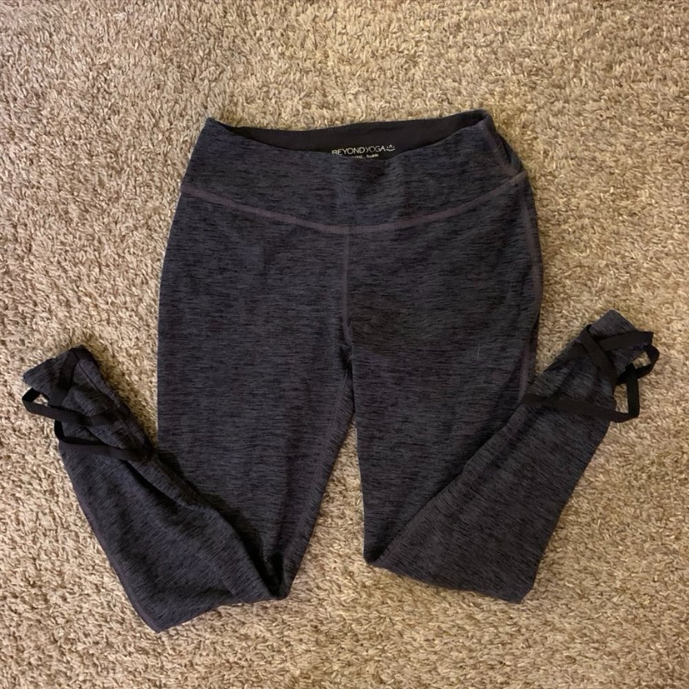 VGUC Beyond Yoga Spacedye Leggings
